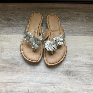 girls boc fancy flip flops!!